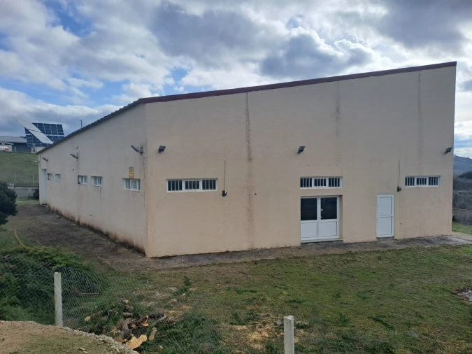 Armazém para Arrendamento em Vimioso Foto 25