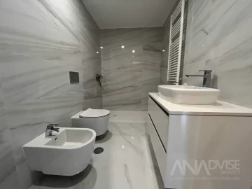 Apartamento T2 para Venda em Repeses e São Salvador