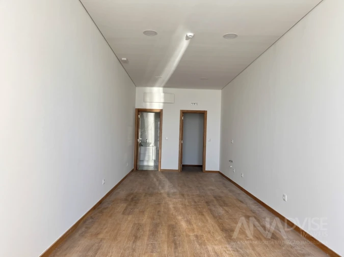 Apartamento T2 para Venda em Repeses e São Salvador Foto 2