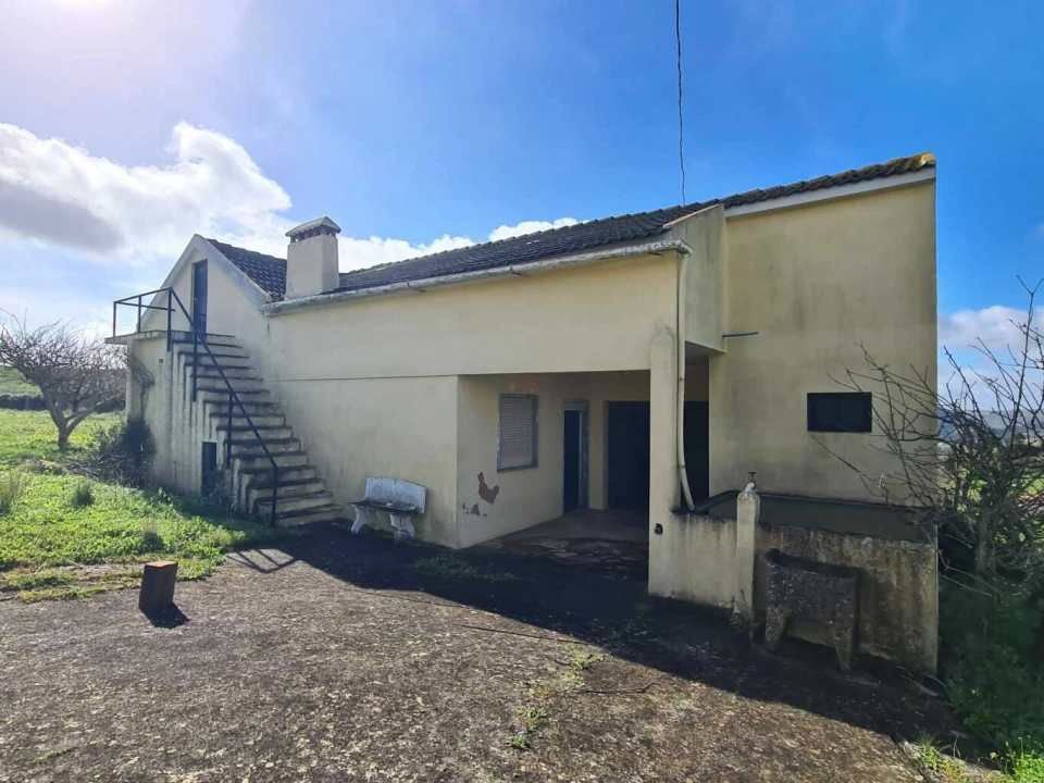 Moradia T4 para Venda em Carnota Foto 12