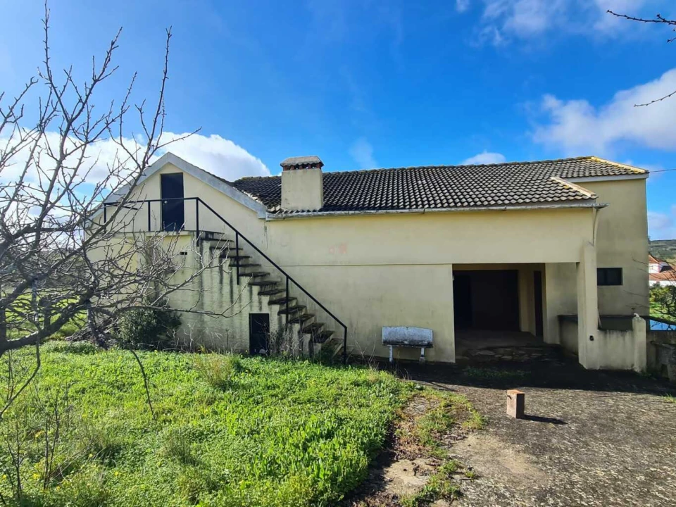 Moradia T4 para Venda em Carnota Foto 14