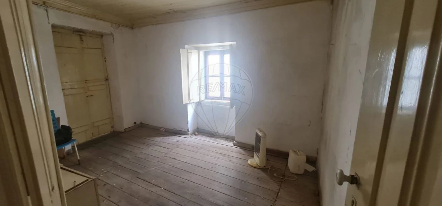 Loja para Venda em Envendos Foto 1