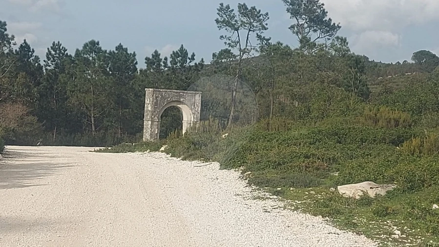 Armazém para Venda em Arrimal e Mendiga Foto 6
