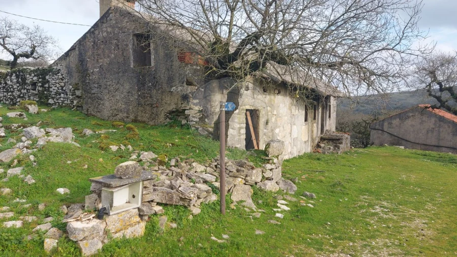 Armazém para Venda em Arrimal e Mendiga Foto 1