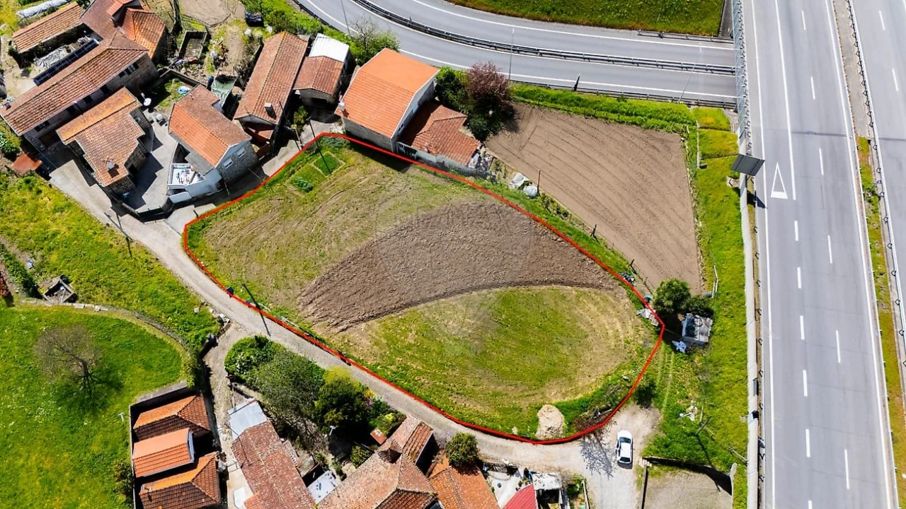 Terreno para Venda em Penafiel Foto 7