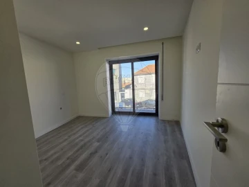 Apartamento T3 para Arrendamento em Matosinhos e Leça da Palmeira