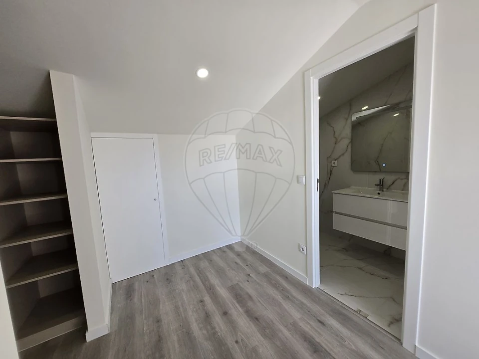 Apartamento T3 para Arrendamento em Matosinhos e Leça da Palmeira Foto 22