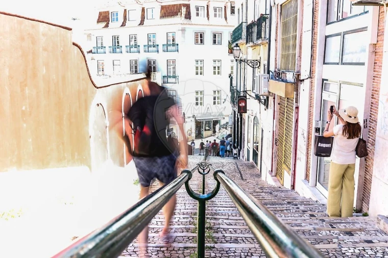 Negócio para Venda em Santa Maria Maior Foto 22