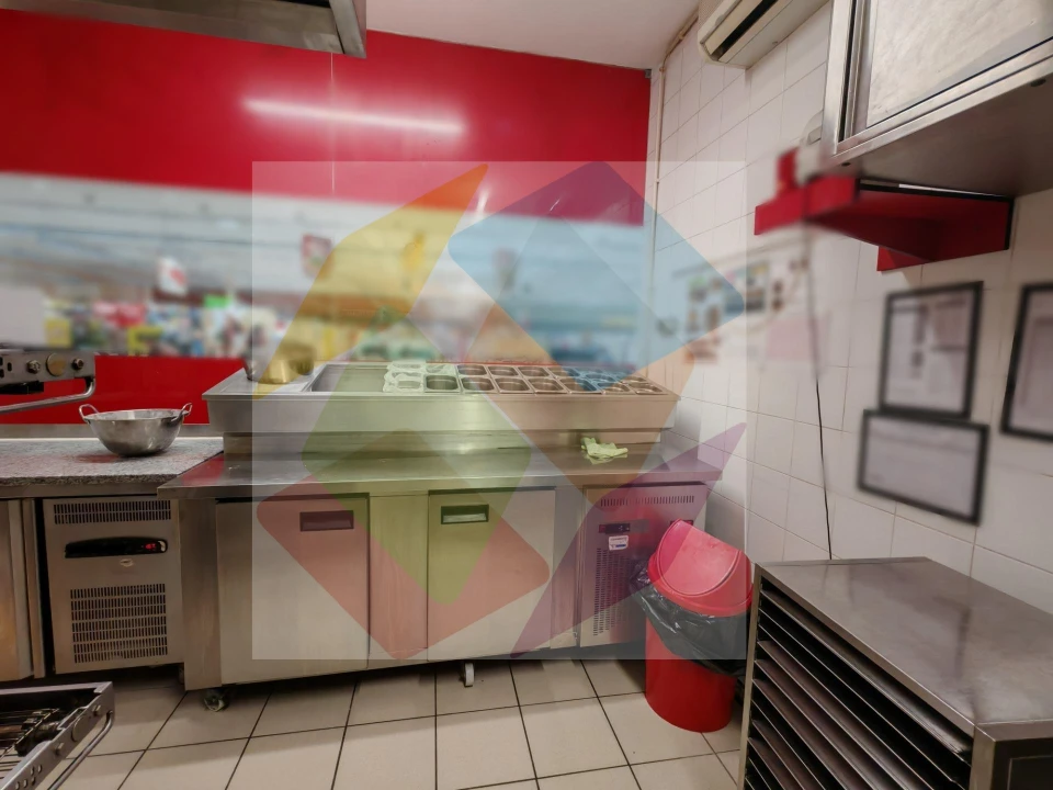 Negócio para Venda em Santa Maria da Feira, Travanca, Sanfins e Espargo Foto 3