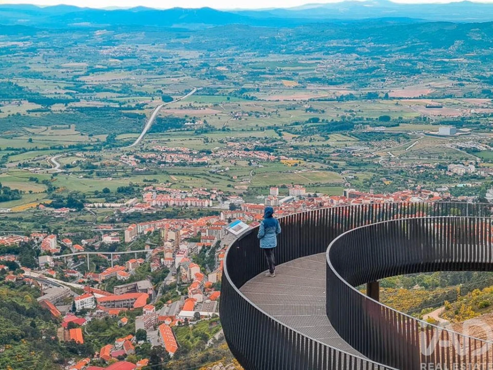 Terreno para Venda em Peraboa Foto 29