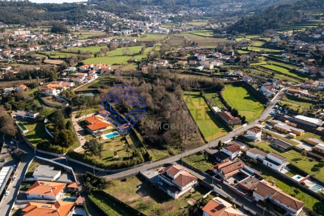 Terreno para Venda em São Tomé de Negrelos Foto 5