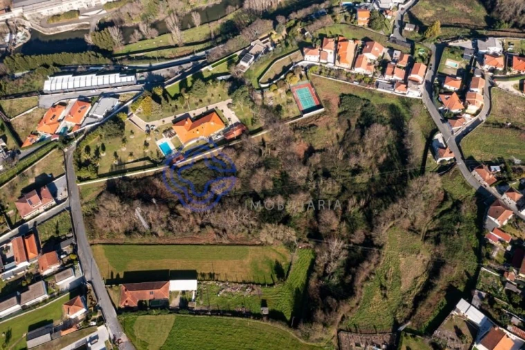Terreno para Venda em São Tomé de Negrelos Foto 8