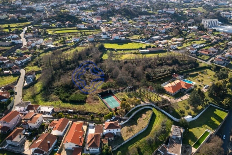 Terreno para Venda em São Tomé de Negrelos Foto 13