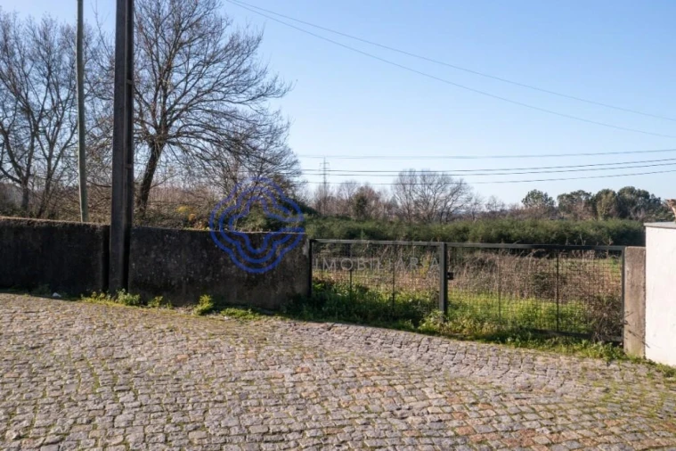 Terreno para Venda em São Tomé de Negrelos Foto 15