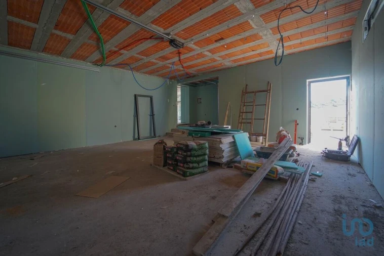 Moradia T4 para Venda em Antas Foto 10