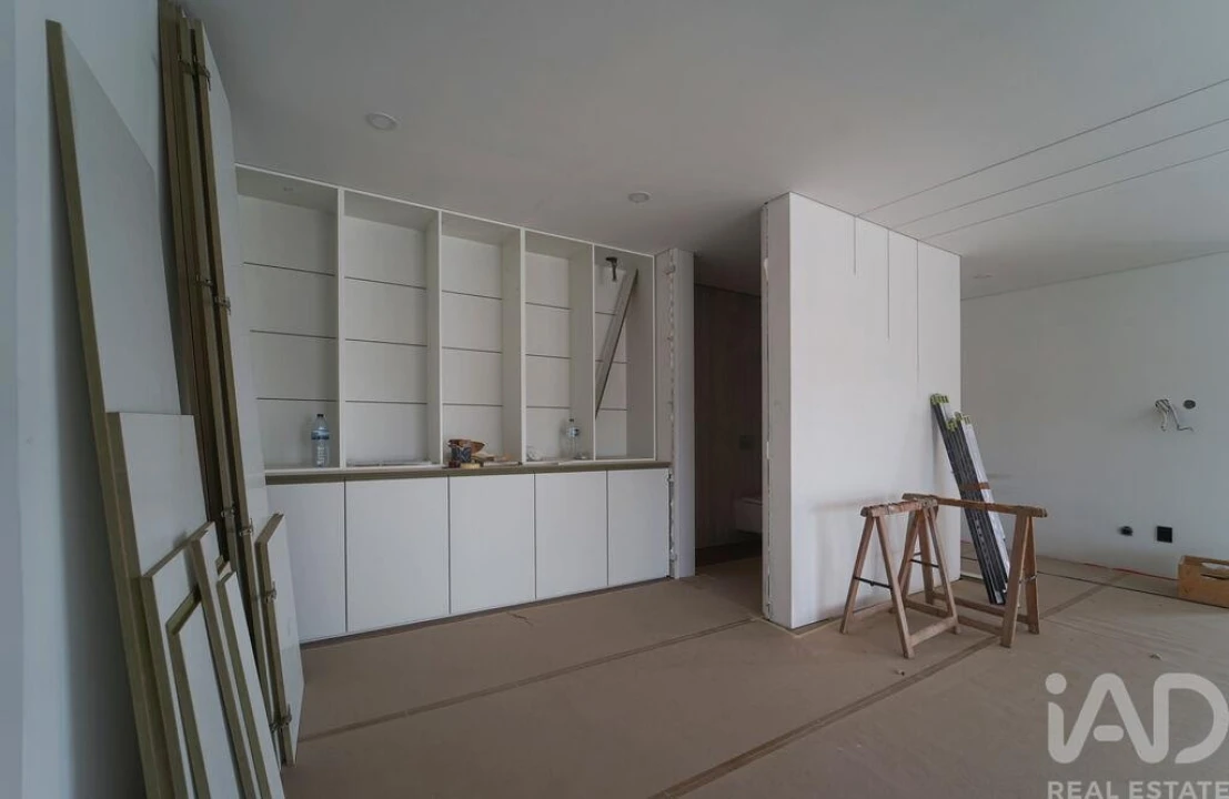 Moradia T4 para Venda em Antas Foto 25