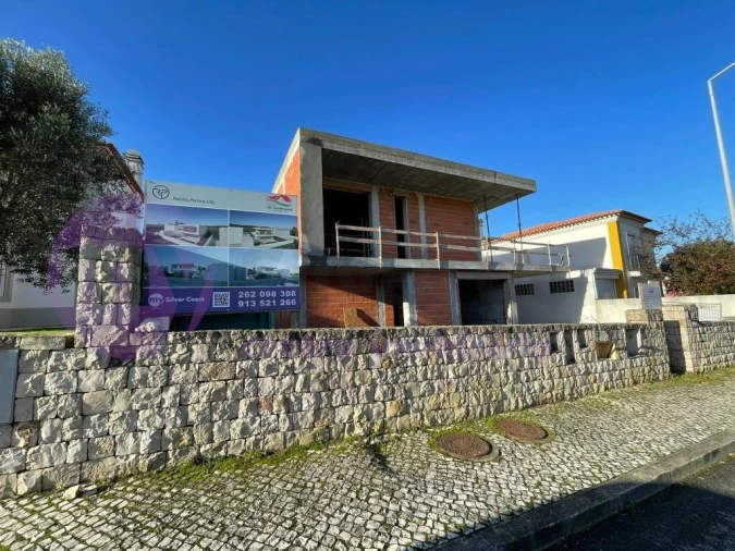 Moradia T4 para Venda em Gaeiras