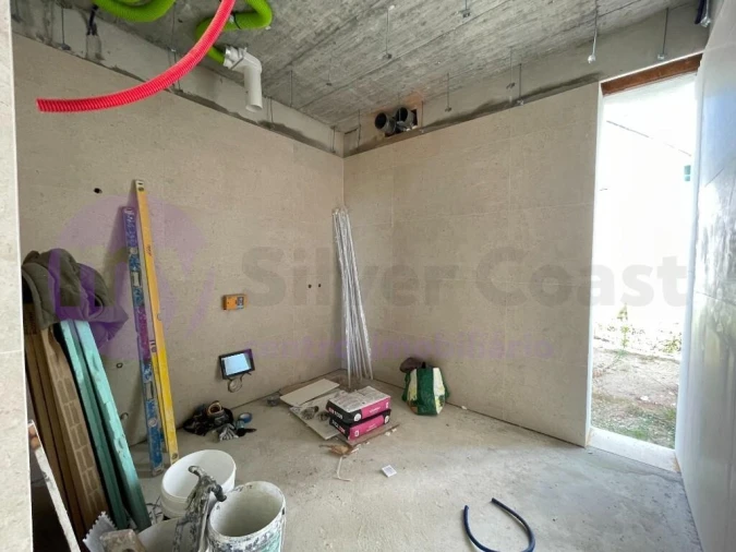 Moradia T4 para Venda em Gaeiras Foto 6