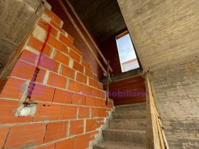 Moradia T4 para Venda em Gaeiras Foto 12