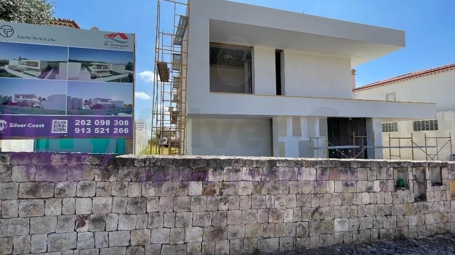 Moradia T4 para Venda em Gaeiras