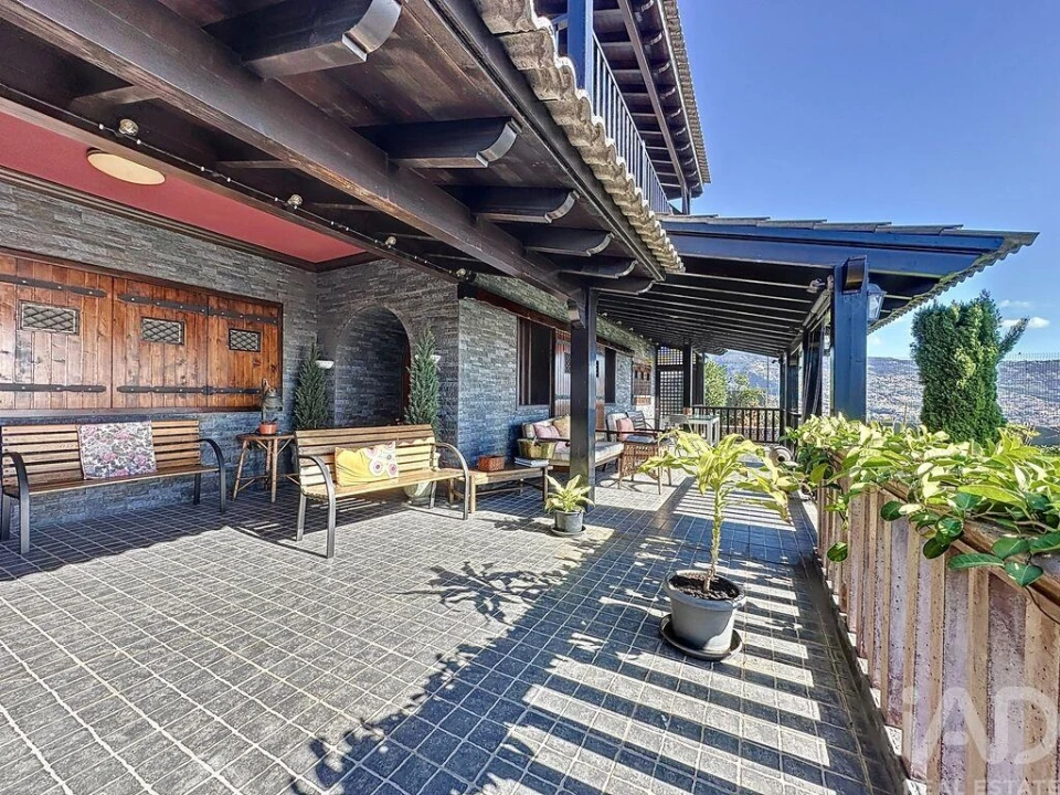Moradia T4 para Venda em São Martinho Foto 4