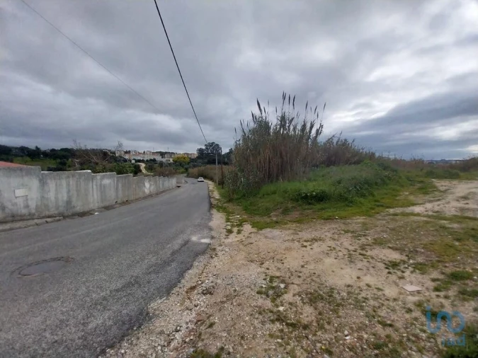 Garagem para Venda em Romeira e Várzea Foto 12