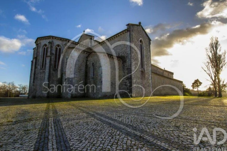 Garagem para Venda em Romeira e Várzea Foto 30