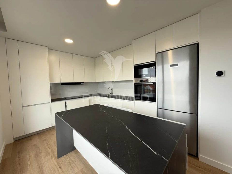 Apartamento T3 para Venda em Leiria, Pousos, Barreira e Cortes Foto 7