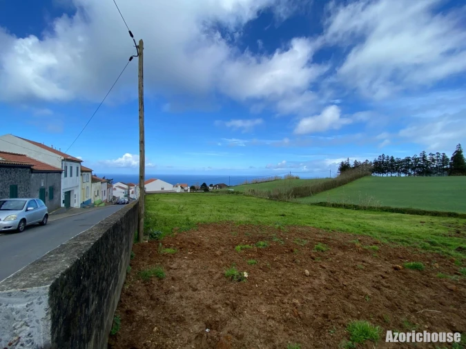 Terreno para Venda em Lomba da Maia Foto 4