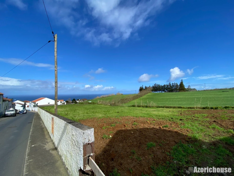 Terreno para Venda em Lomba da Maia Foto 5
