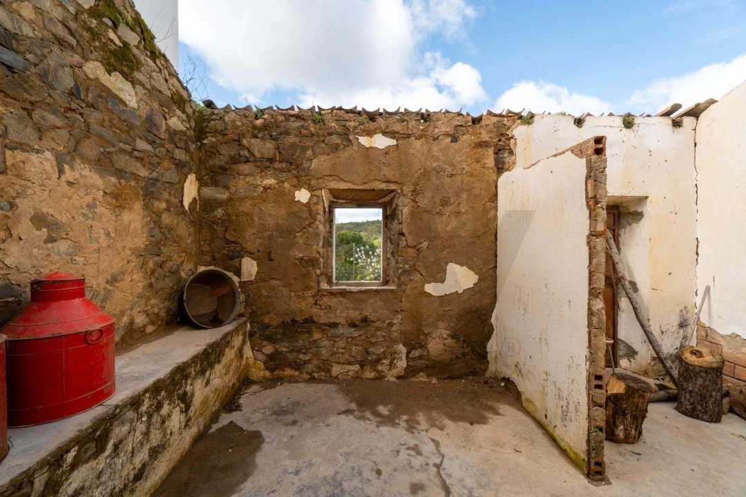 Moradia T3 para Venda em Odeleite Foto 17