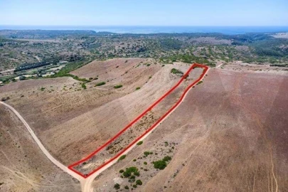 Terreno para Venda em Vila do Bispo e Raposeira