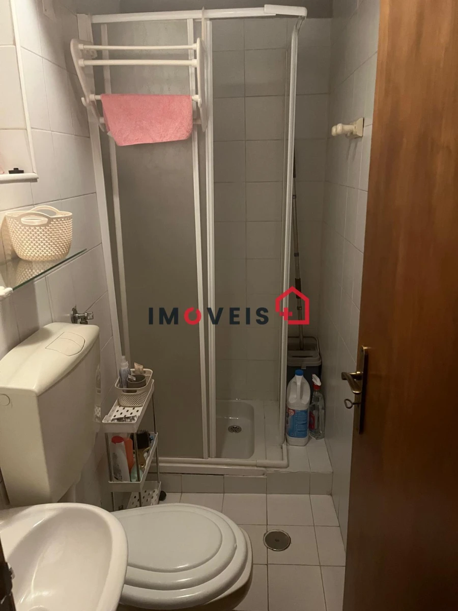 Moradia T2 para Venda em Sabugueiro Foto 9