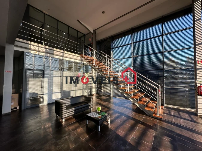 Escritório para Arrendamento em Almeirim Foto 4