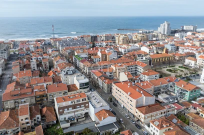 Moradia T5 para Venda em Espinho
