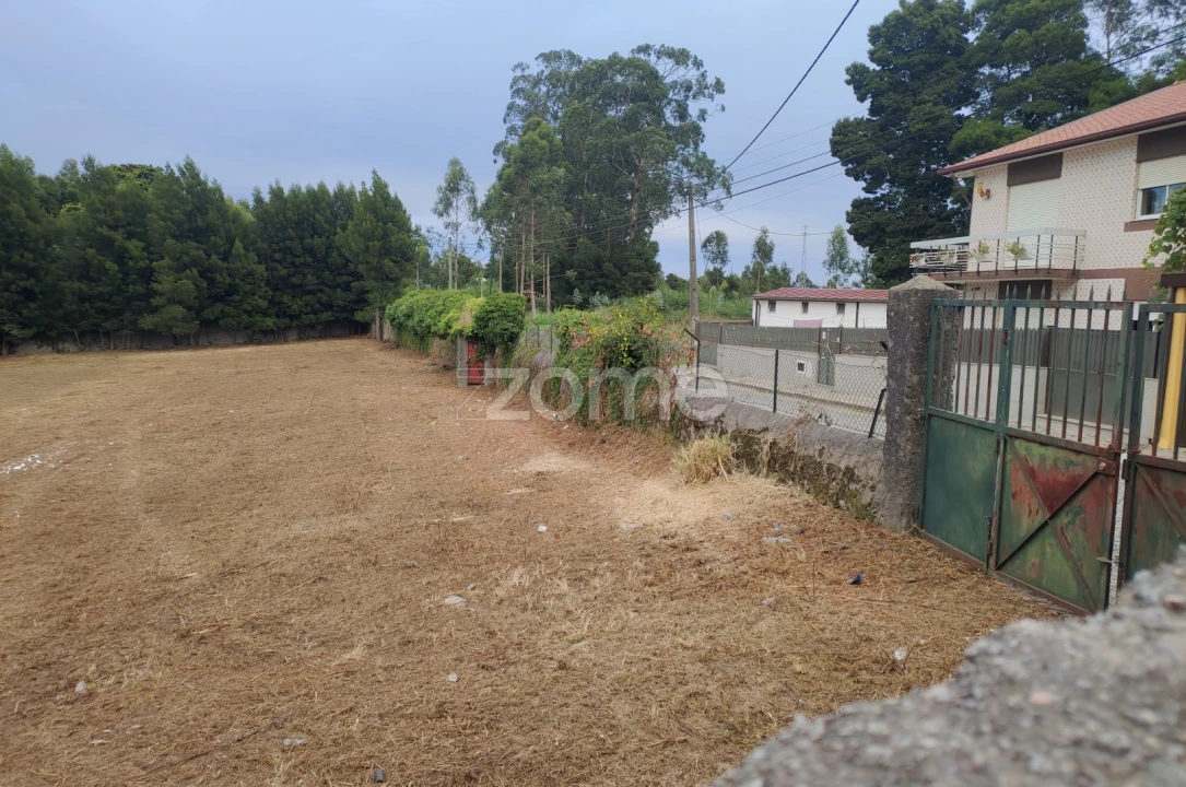 Terreno para Venda em Pedroso e Seixezelo Foto 3