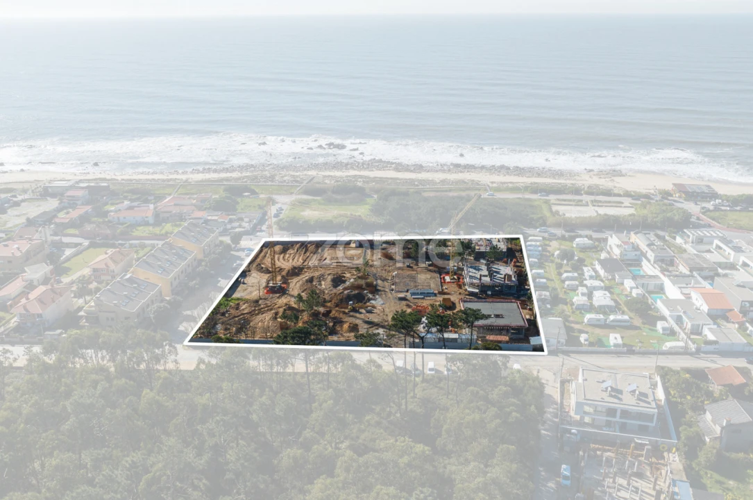 Moradia T4 para Venda em Madalena Foto 9