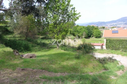 Terreno para Venda em Águas Santas e Moure