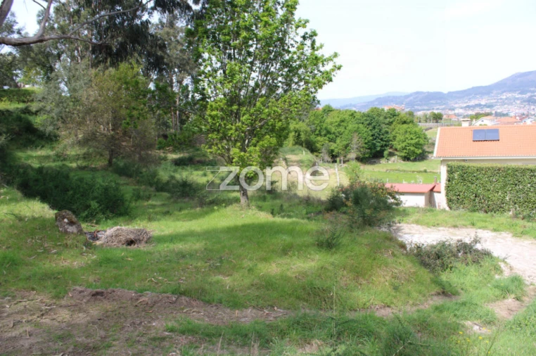 Terreno para Venda em Águas Santas e Moure Foto 8
