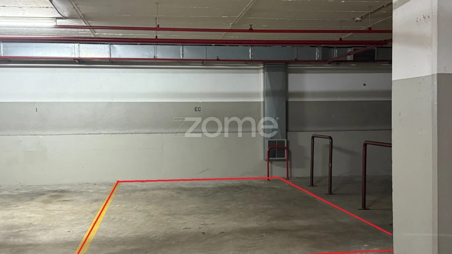 Garagem para Venda em Mafamude e Vilar do Paraíso