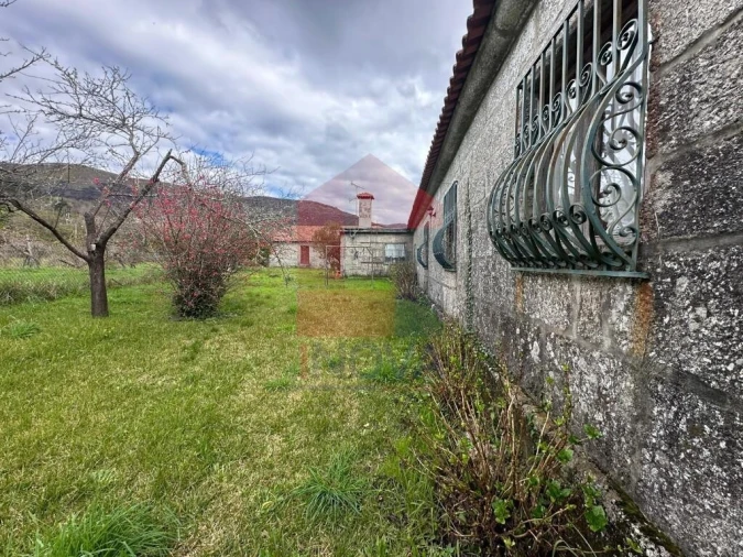 Quinta T5 para Venda em Valdreu Foto 102