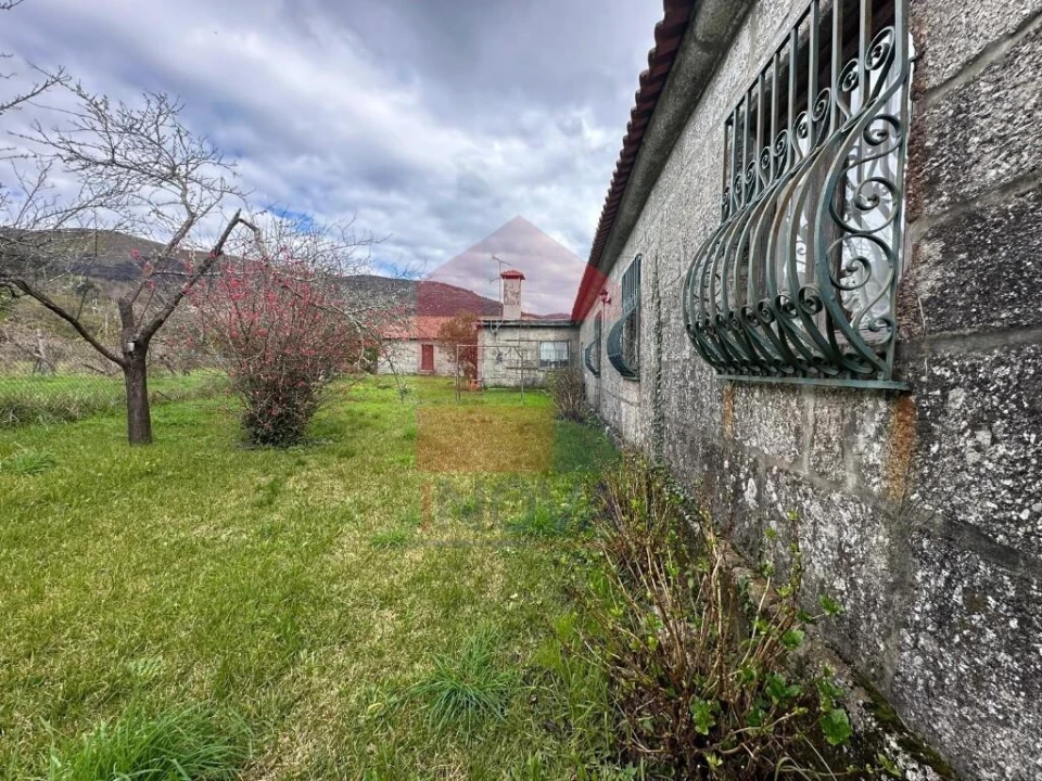 Quinta T5 para Venda em Valdreu Foto 102