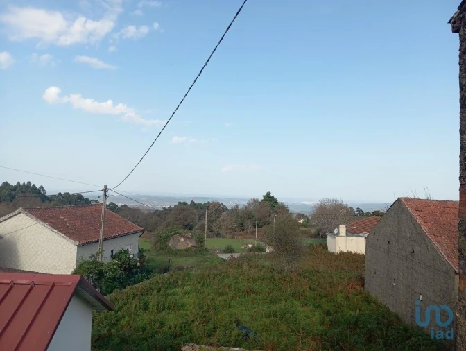 Moradia T3 para Venda em Vila Nova Foto 13