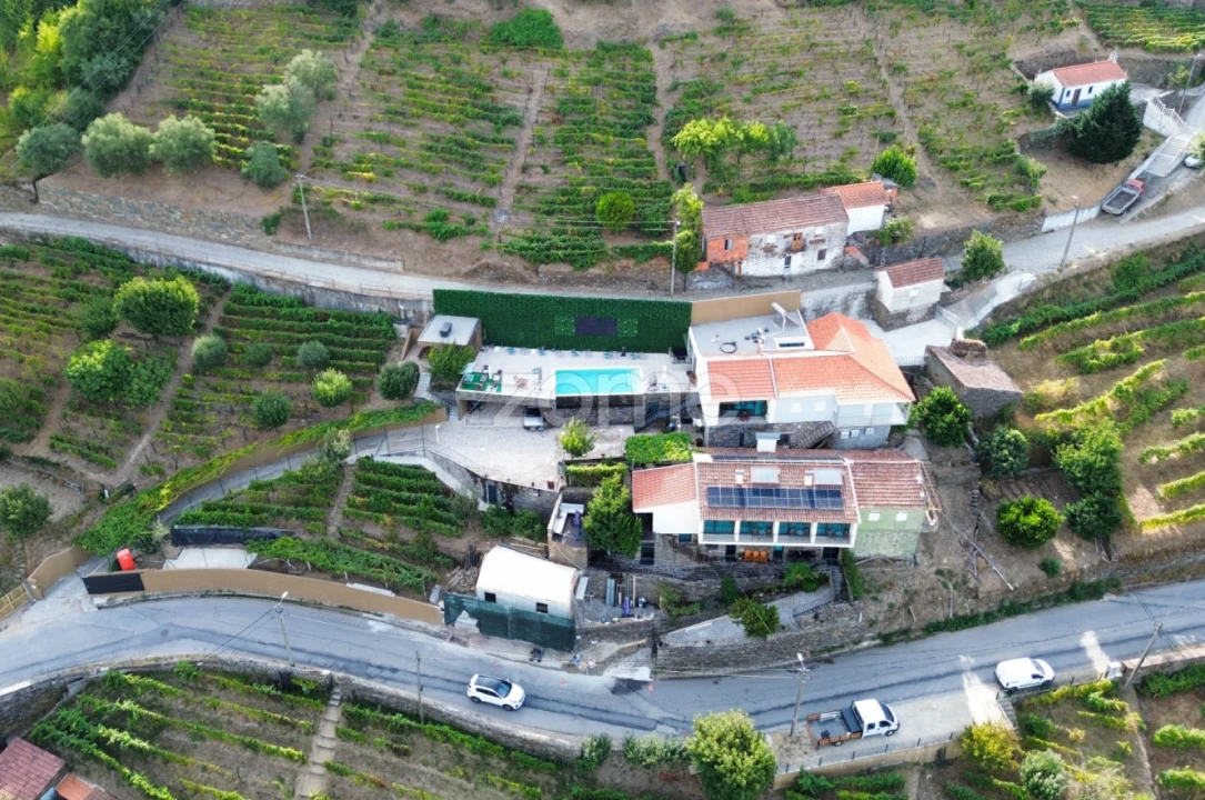 Quinta T5 para Venda em Vilarinho dos Freires Foto 2