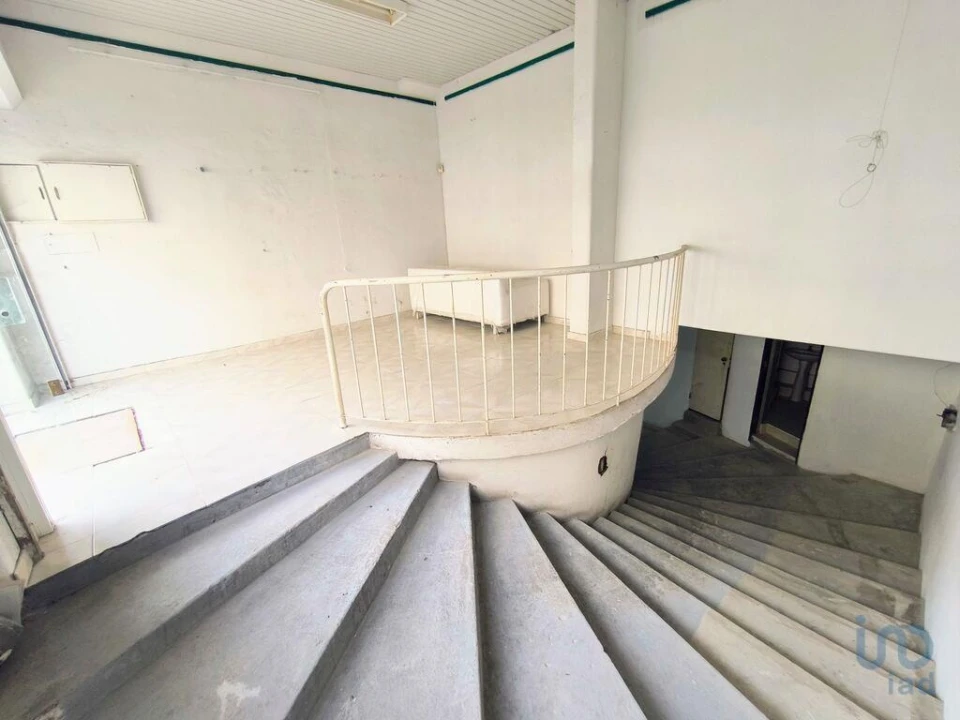 Loja para Venda em São Domingos de Benfica Foto 15