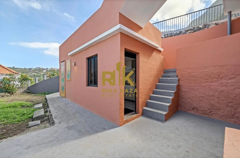 Moradia T3 para Venda em Ponta Delgada Foto 13