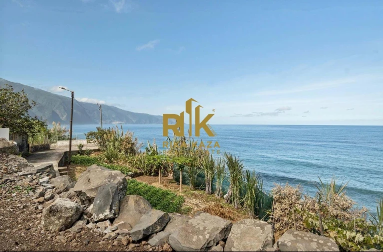 Moradia T3 para Venda em Ponta Delgada Foto 25