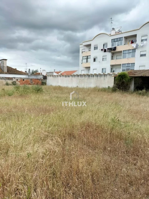 Terreno para Venda em Samora Correia