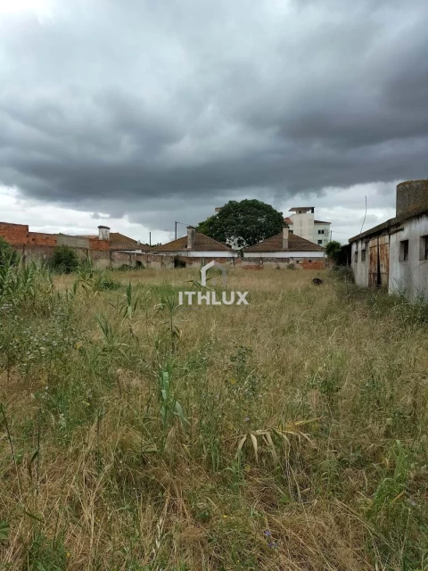 Terreno para Venda em Samora Correia