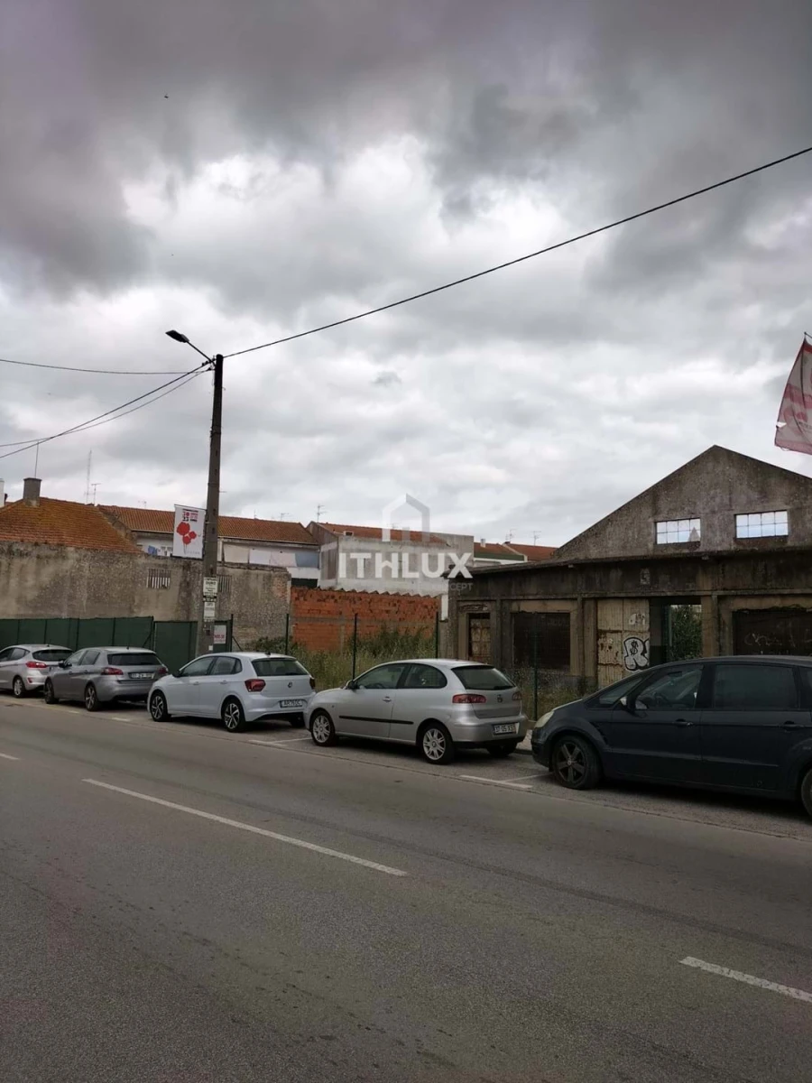 Terreno para Venda em Samora Correia Foto 2